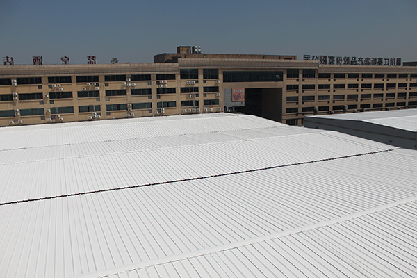 挑選彩鋼瓦屋面隔熱涂料不可忽視的問題 挑選彩鋼瓦屋面隔熱涂料不可忽視的問題